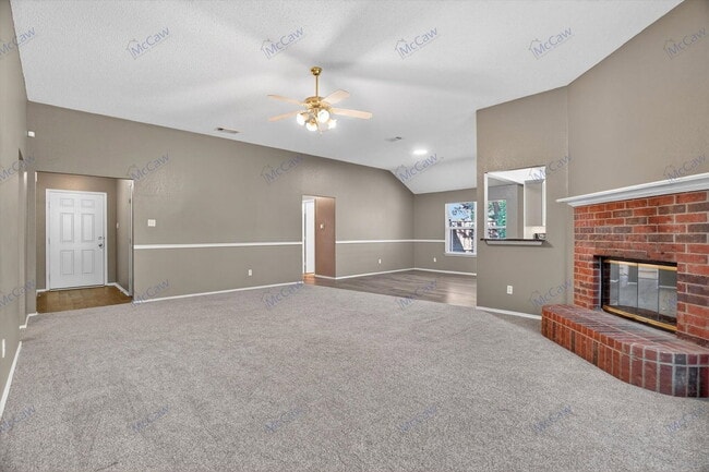 Building Photo - 549 Dylan Ct
