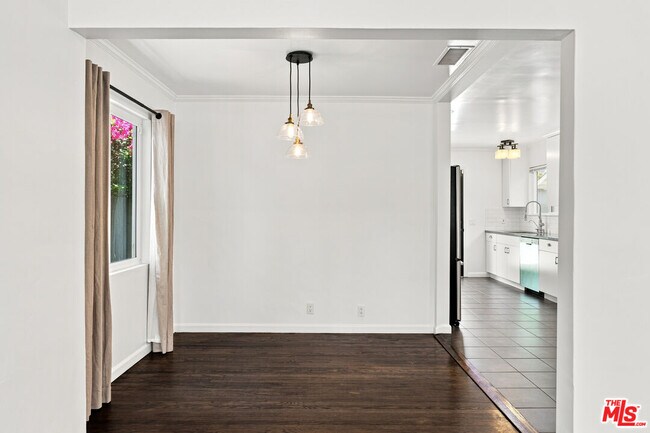 Building Photo - 4415 Woodland Ave