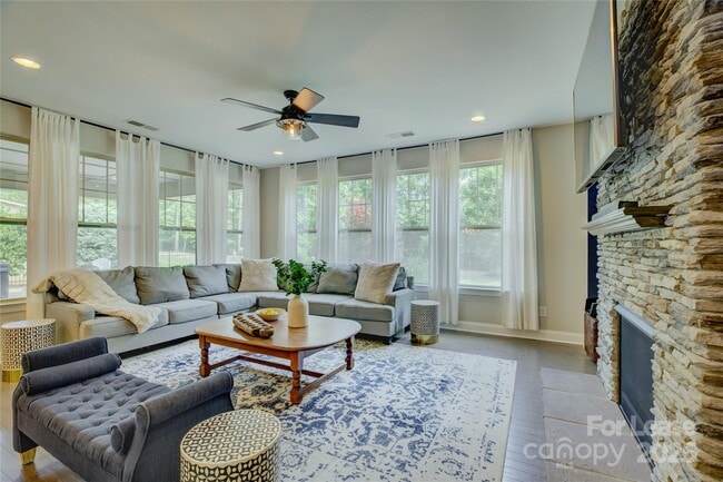 Building Photo - 15344 Cimarron Hills Ln