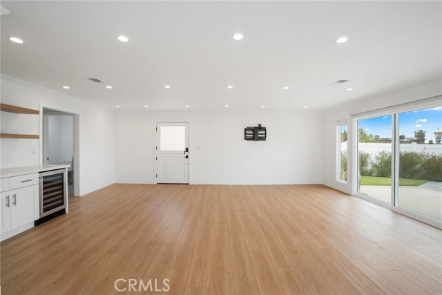 Building Photo - 946 Avenida Presidio