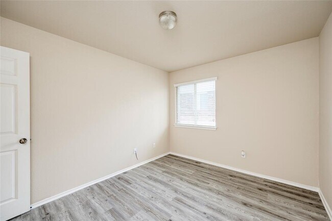 Building Photo - 2509 Pearson Way
