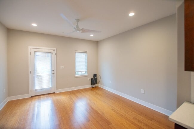 Building Photo - Modern & Efficient Point Breeze Townhome!