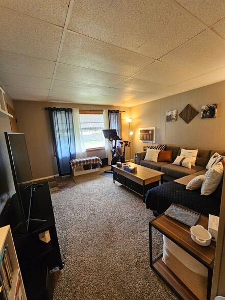Living Room - 1013 10th Ave N
