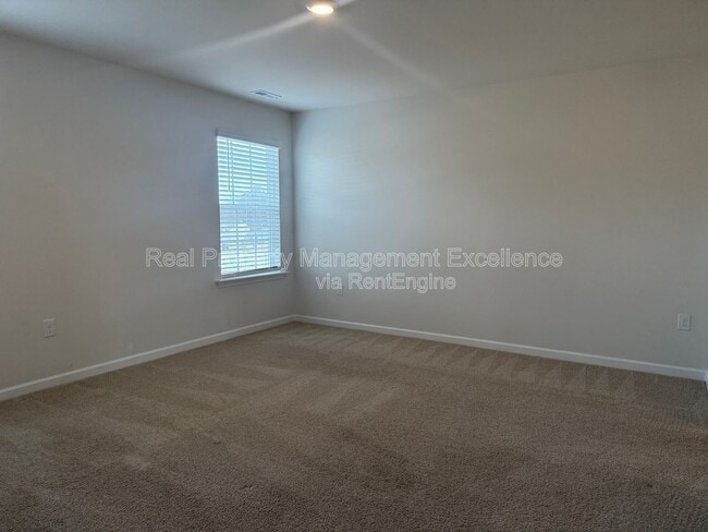 Building Photo - 3117 Pasile Ct