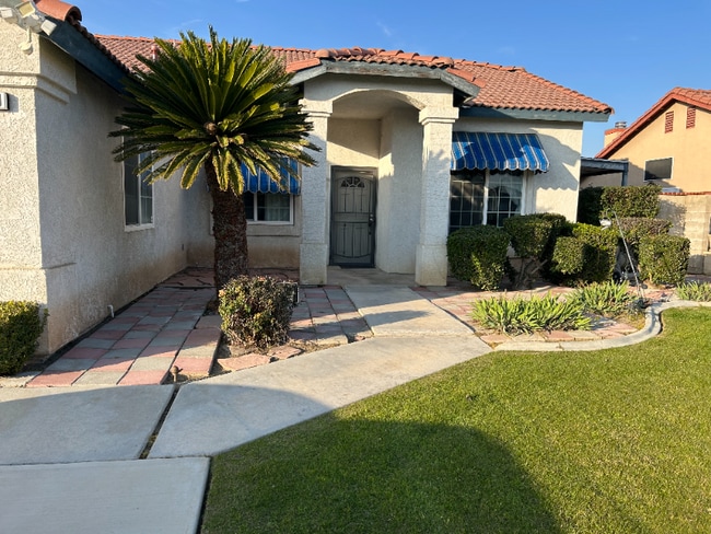 Building Photo - 9110 Sonoma Way