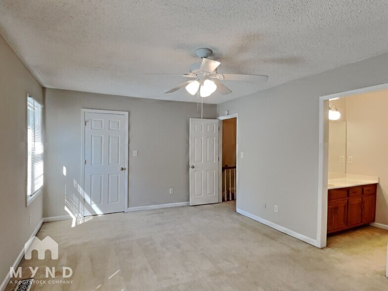 Building Photo - 727 Twin Brooks Ct