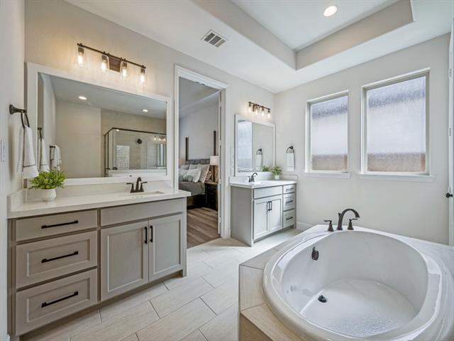 Building Photo - 2450 Kates Pl