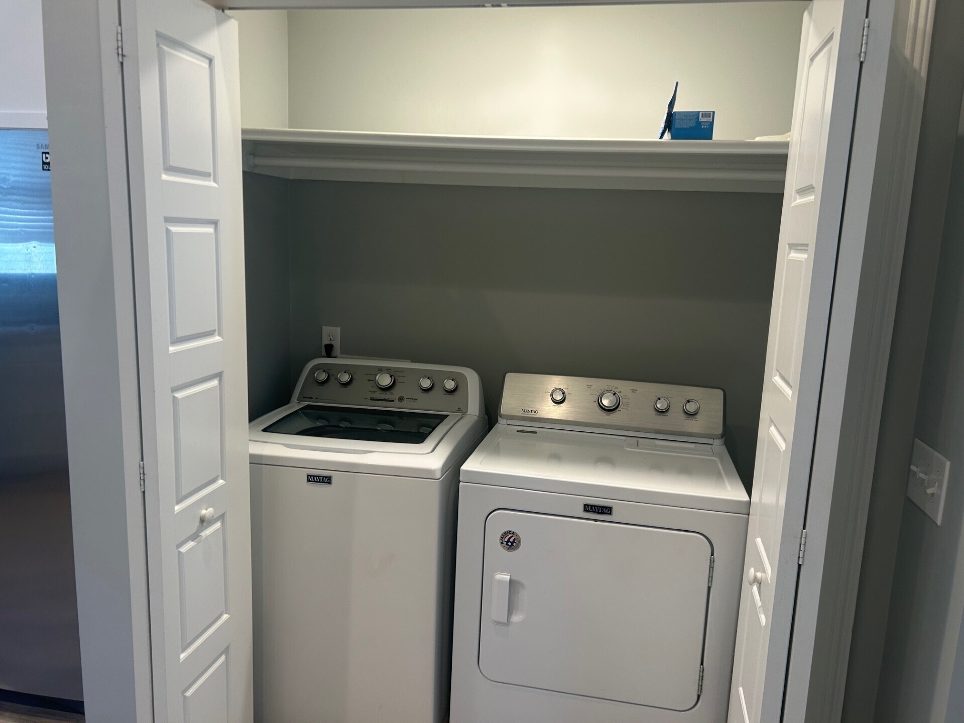 Building Photo - 3213 Bannon Dr