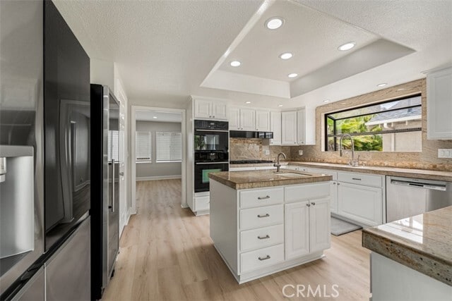 Building Photo - 33852 Orilla Rd