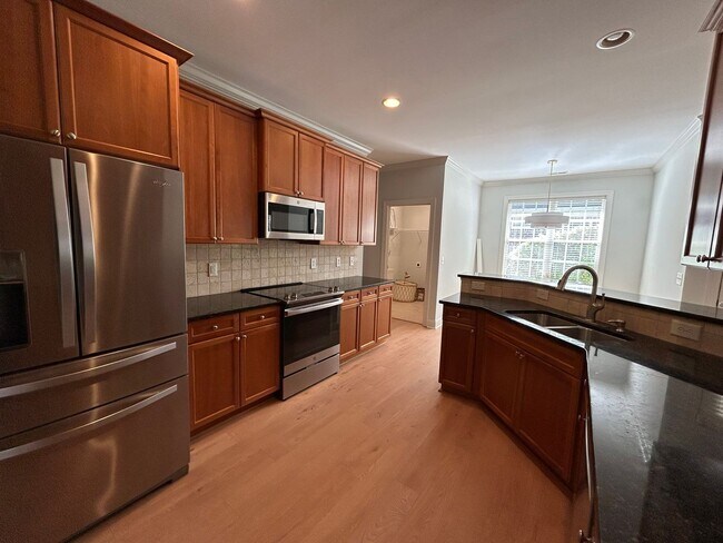 Building Photo - Oak Ridge at Plantation Landing | 4 Bedrooms, 3 Baths