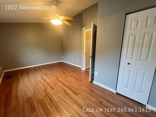 Building Photo - 1022 Arborwood Pl