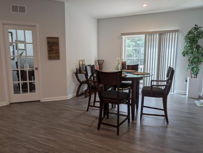 Building Photo - 4627 Wistar Creek Dr