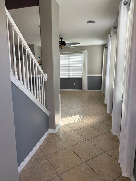 Building Photo - 3293 Rodrick Cir