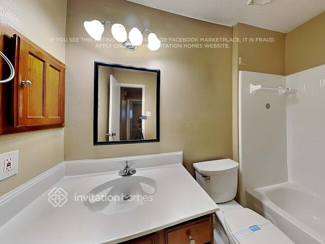 Building Photo - 2415 Pilgrims Bend Dr