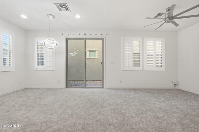 Building Photo - 1647 S 83rd Pl