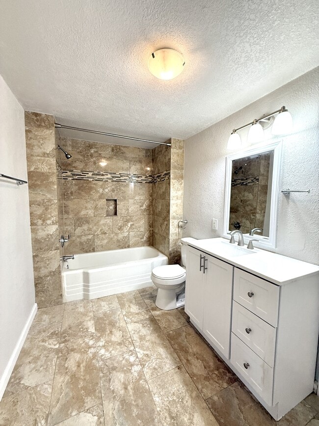 Building Photo - 5566 OK-199