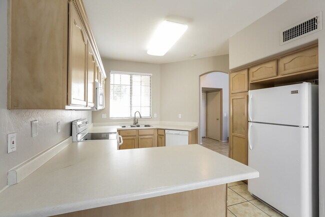 Building Photo - 11402 W Mohave St