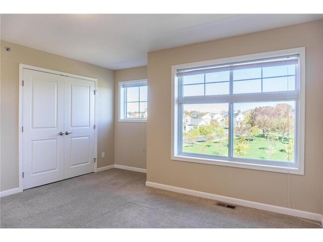 Building Photo - 2974 Clover Ridge Dr