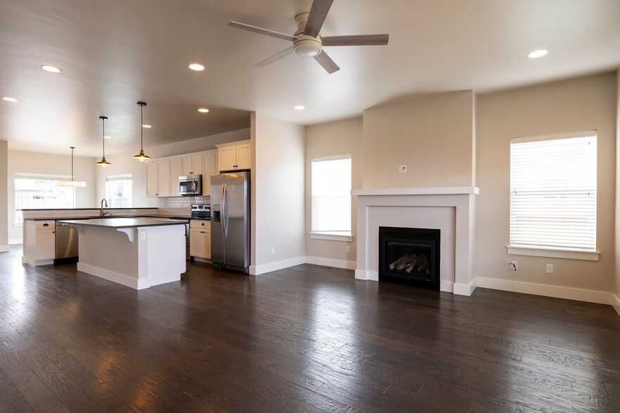 Building Photo - 3447 Monida St