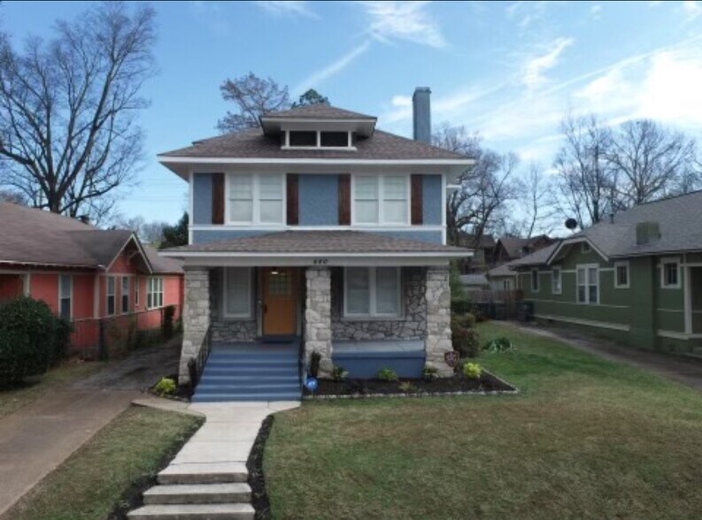 Primary Photo - 440 N McNeil St