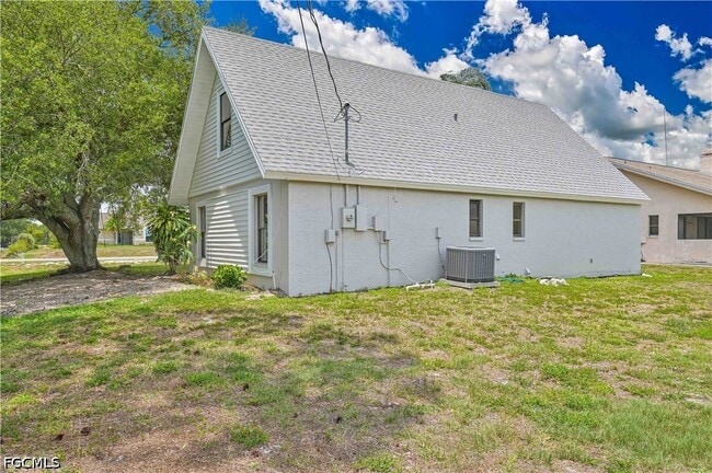 Building Photo - 17337 Phlox Dr