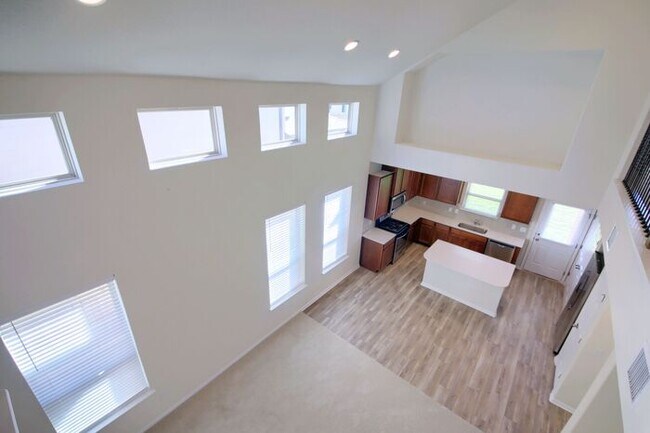 Building Photo - Charming 4 beds 3.5 baths in Leander
