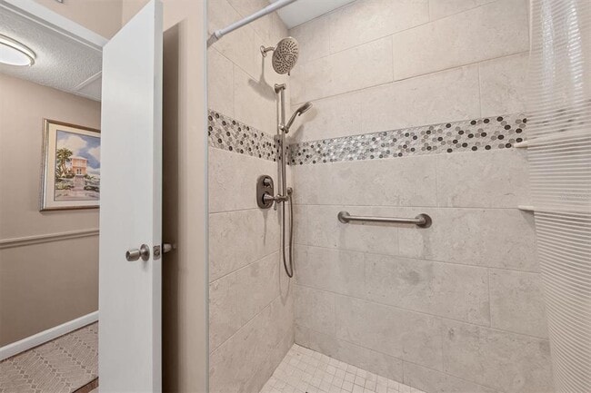 Building Photo - 761 John Ringling Blvd