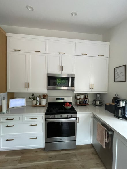 Building Photo - 2130 Lemon Ave