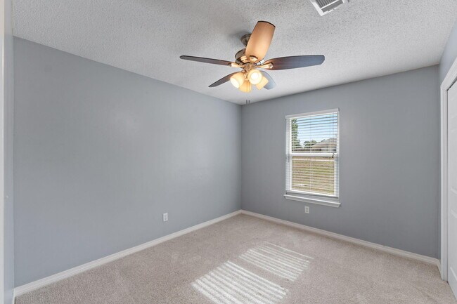 Building Photo - 8828 Arlington Ln