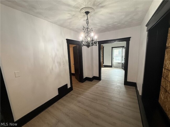 Building Photo - 70 Wise St