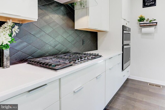 Building Photo - 41355 Tarragon Leaf Dr