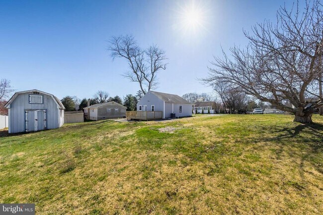 Building Photo - 311 Pine St