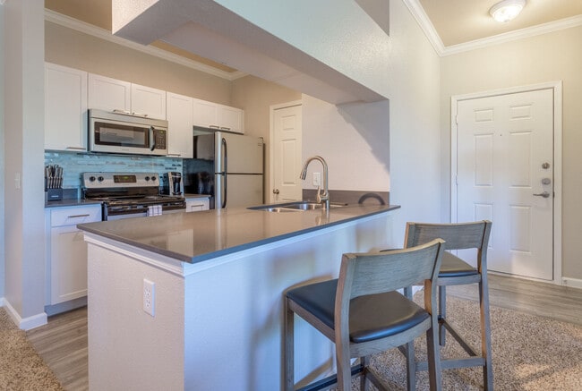 Building Photo - 34807 N 32nd Dr