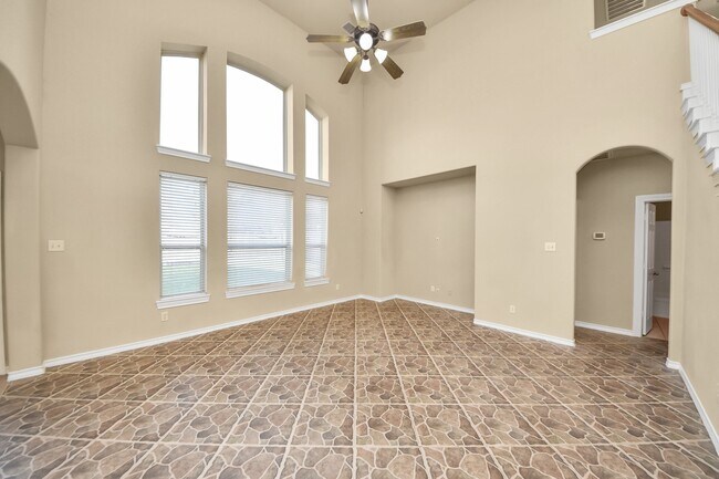 Building Photo - 4607 Aspen Leaf Ln