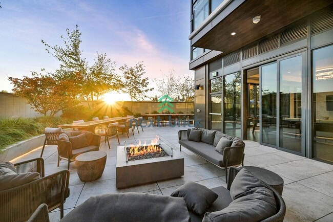 Building Photo - Downtown Bellevue Luxury 1B1B – Available ...