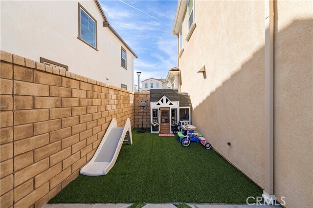 Building Photo - 24151 Paseo del Rancho Dr
