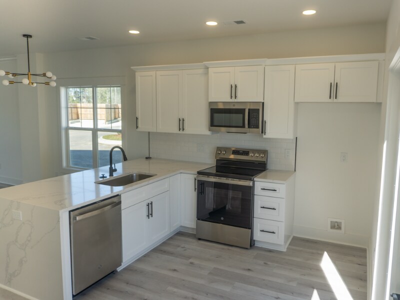 Building Photo - 850 Maxine Ct