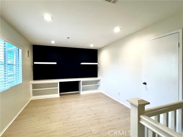Building Photo - 16620 Colonial Dr