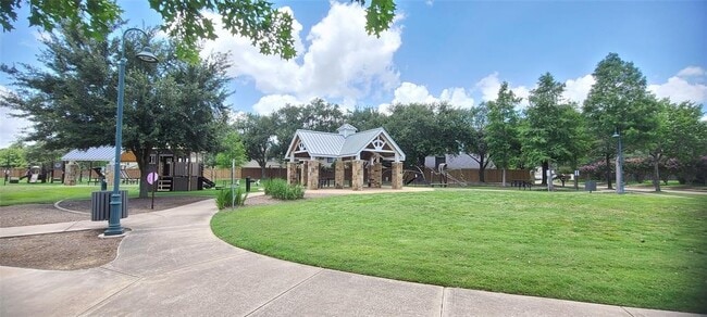Building Photo - 9602 Meadowchase Ct