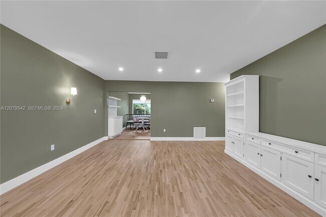 Building Photo - 3145 Segovia St