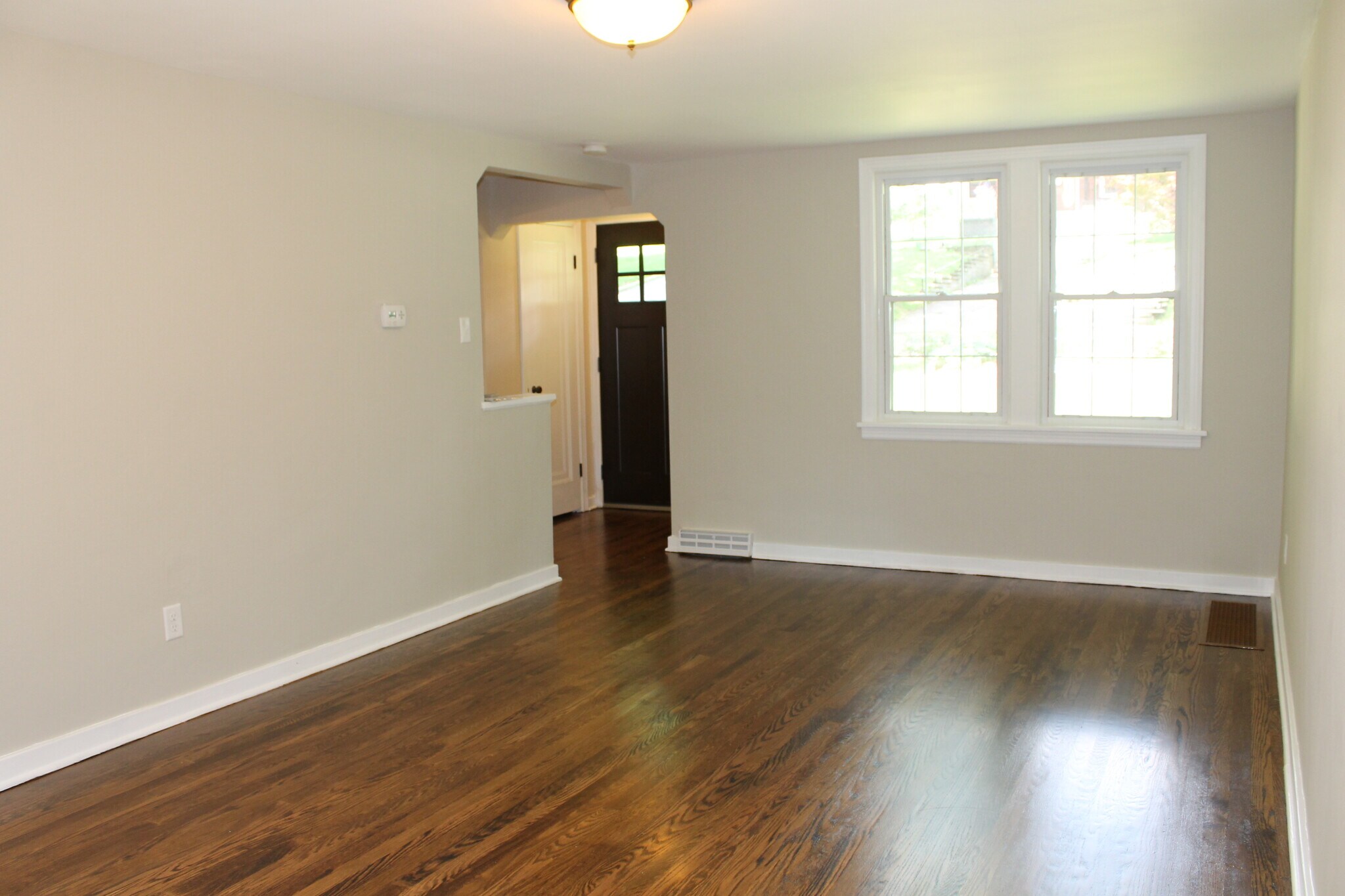 Building Photo - 300 Barclay Avenue