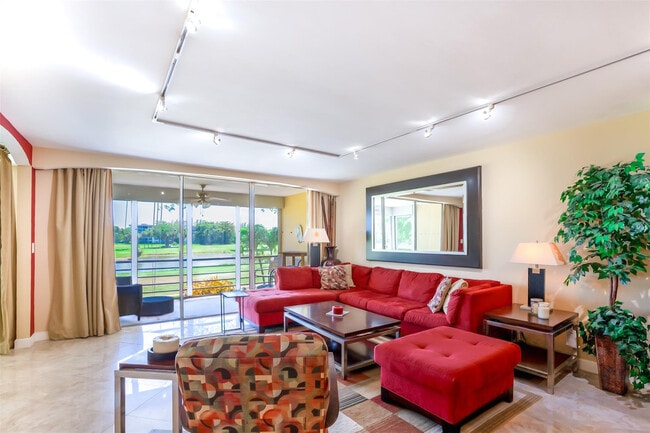 Building Photo - 2681 S Course Dr