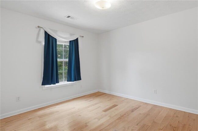 Building Photo - 2123 Beacon Crest Dr