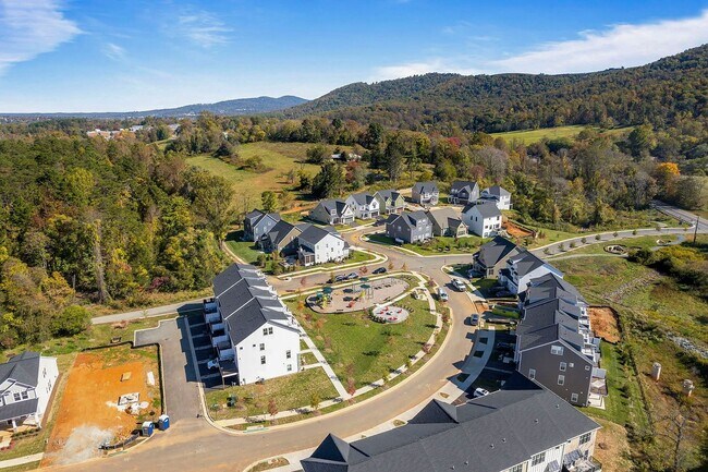 Building Photo - 5057 Mary Jackson Ct