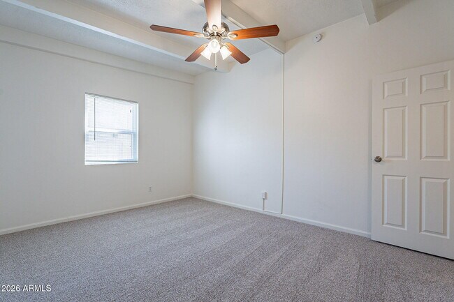 Building Photo - 1331 E Pierson St