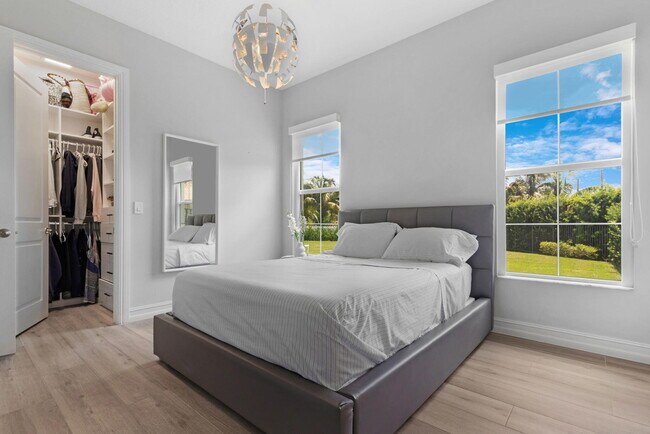 Building Photo - 5202 S Sterling Ranch Cir