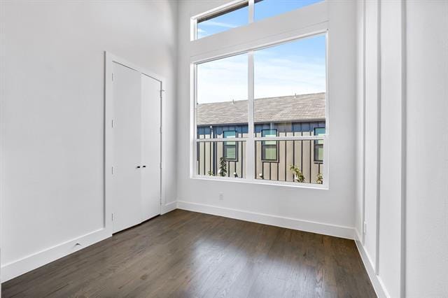 Building Photo - 2317 Moser Ave