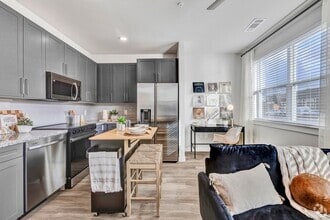 Building Photo - Stylish Studio Living Steps from It All – ...