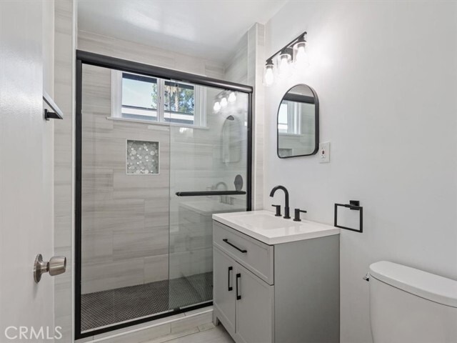 Building Photo - 7767 Independence Ave