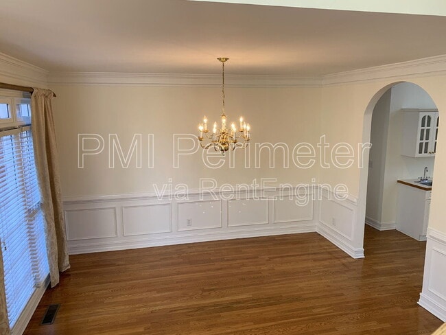 Building Photo - 389 Bridgebrook Ln SW